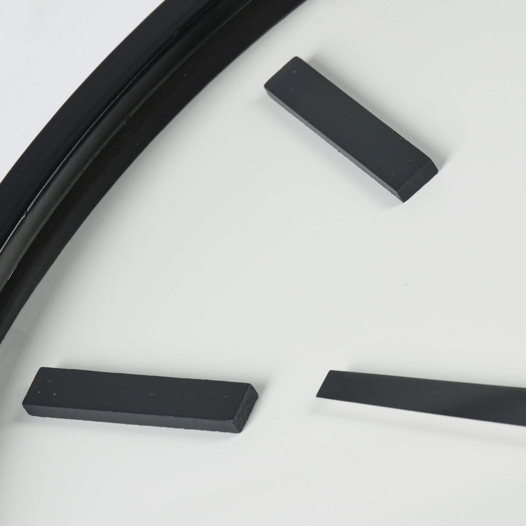MERCANA DERBY 24" MODERN WALL CLOCK 68530