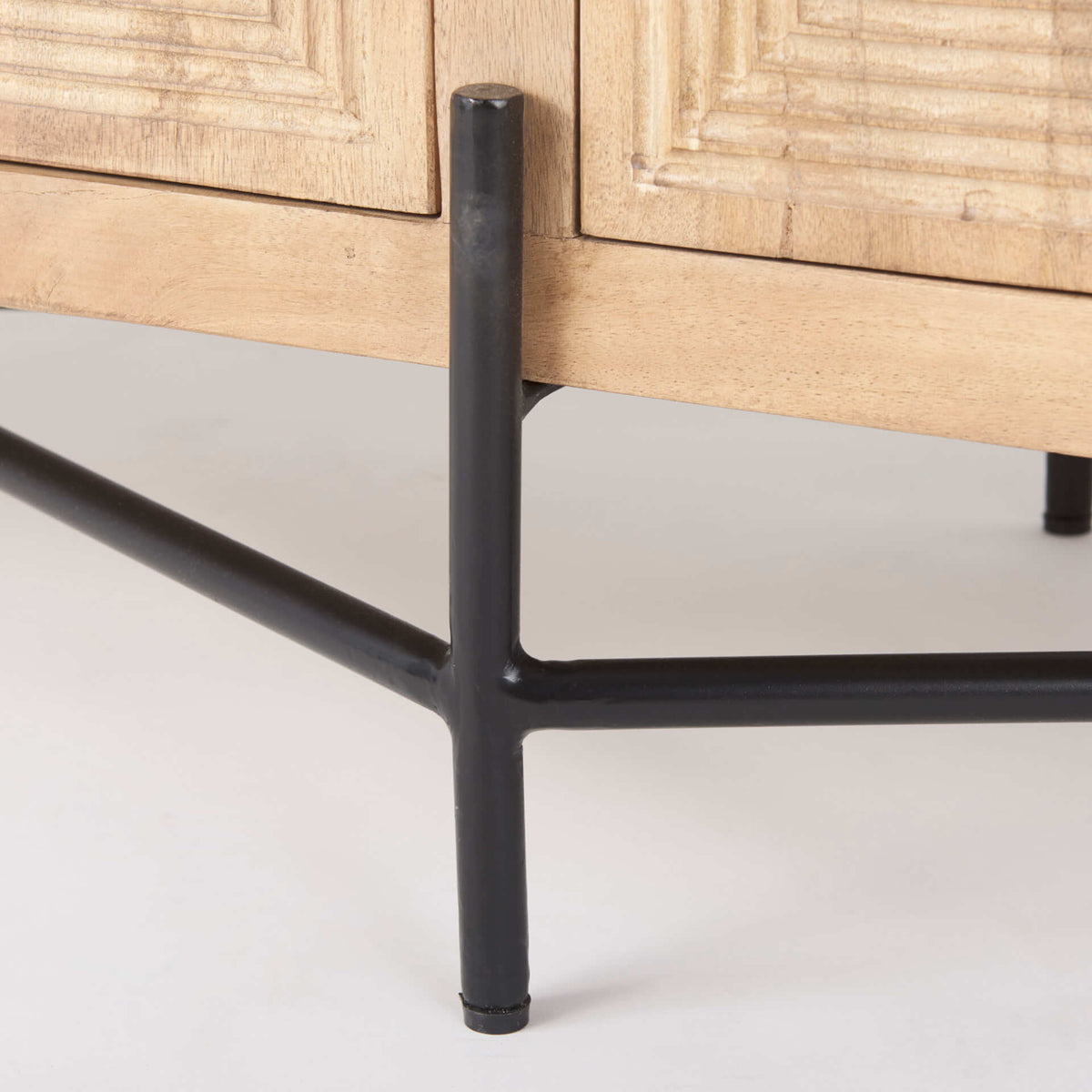 MERCANA CAIRO 4 DOOR SIDEBOARD 68514