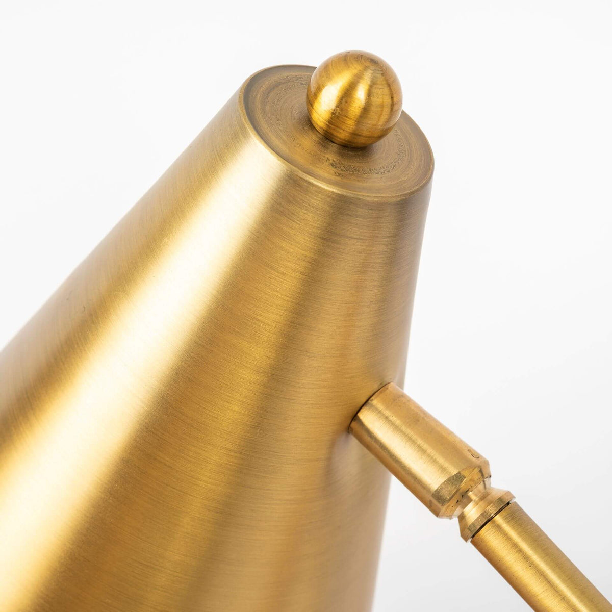 MERCANA FRAGON GOLD METAL TABLE LAMP 65225
