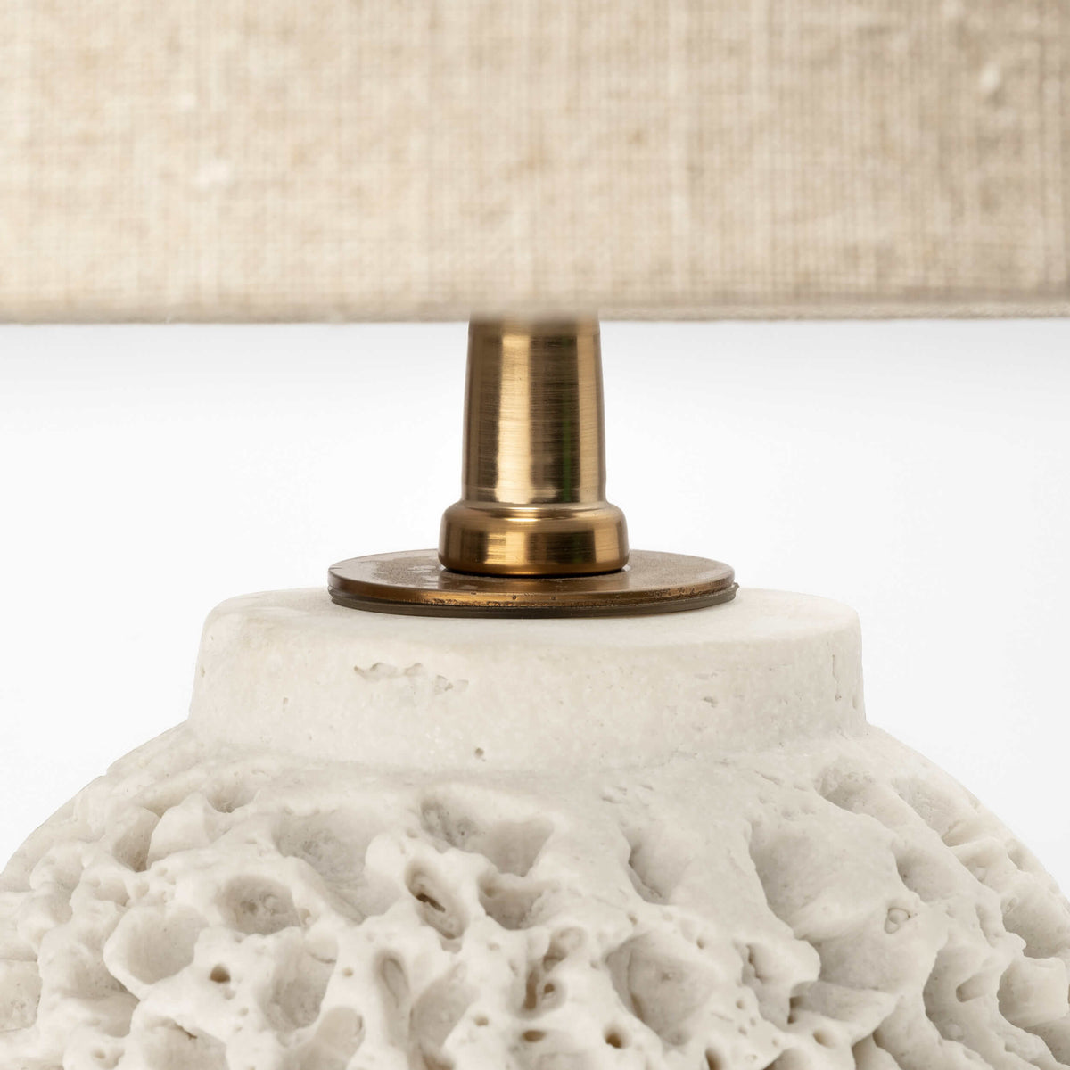 MERCANA MARIAM CREAM CORAL-INSPIRED TABLE LAMP 68971