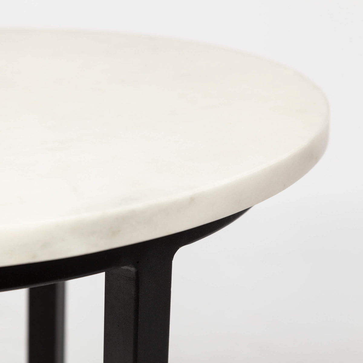 MERCANA BOMBOLA ROUND MARBLE ACCENT TABLE 67039