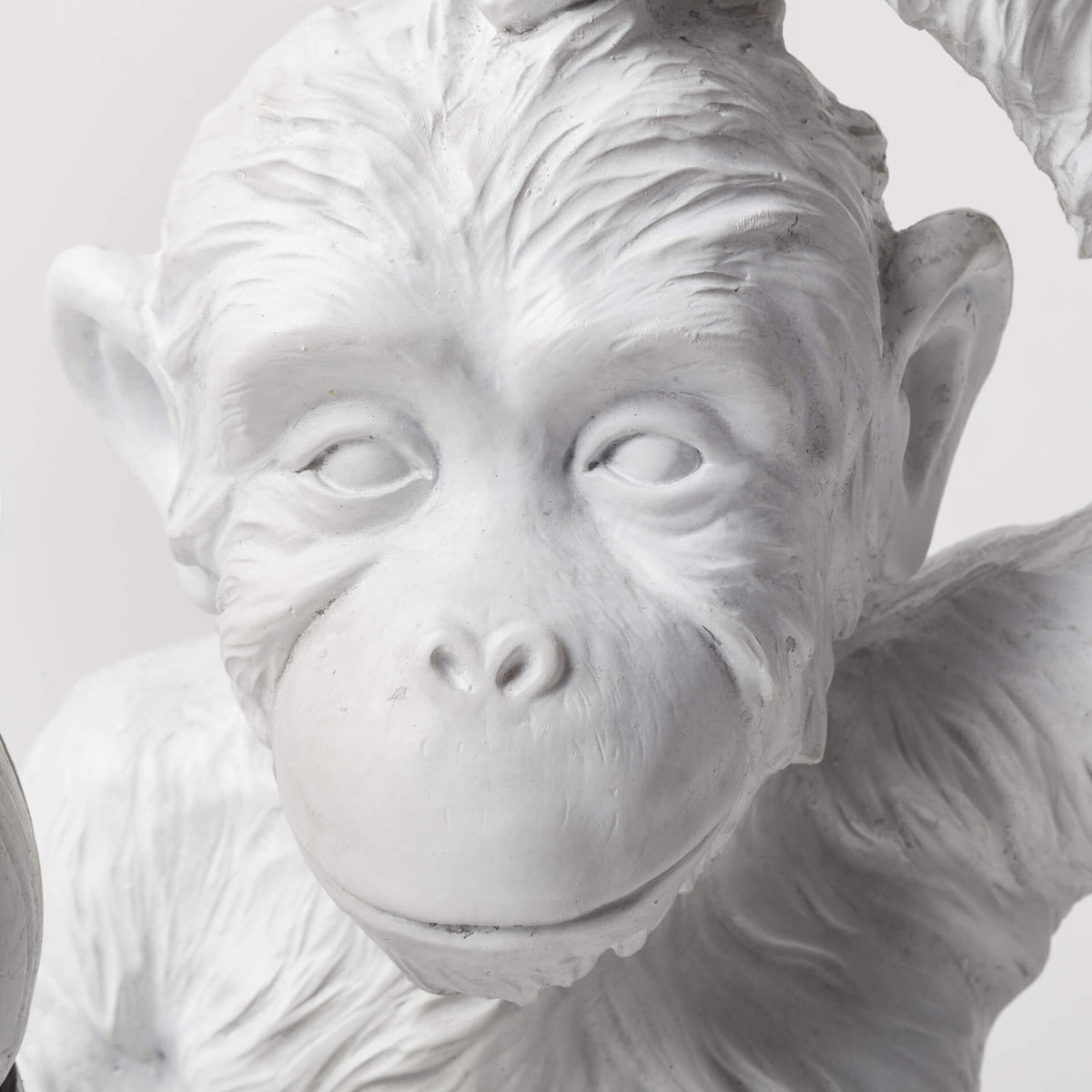 MERCANA SIMIA WHITE RESIN MONKEY TABLE LAMP 65319