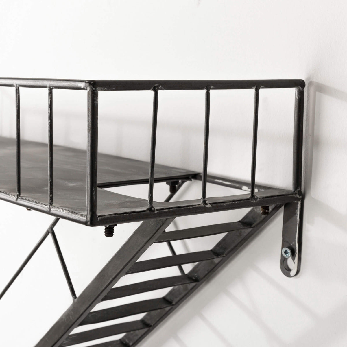 MERCANA GASTOWN 42H FIRE ESCAPE SHELF 50079