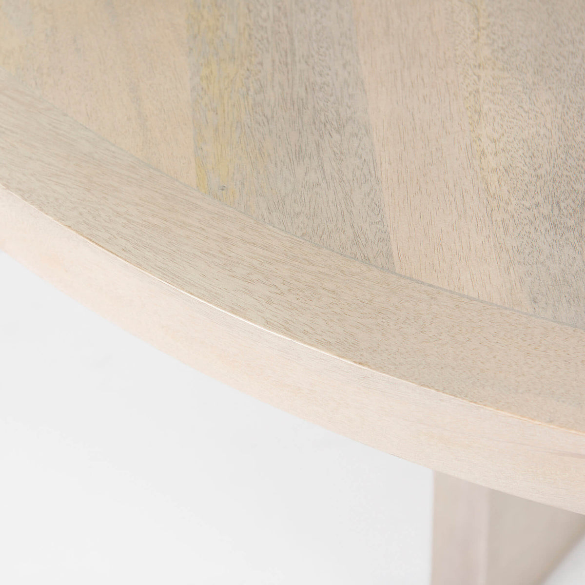 MERCANA LIESL CIRCULAR DINING TABLE 69184