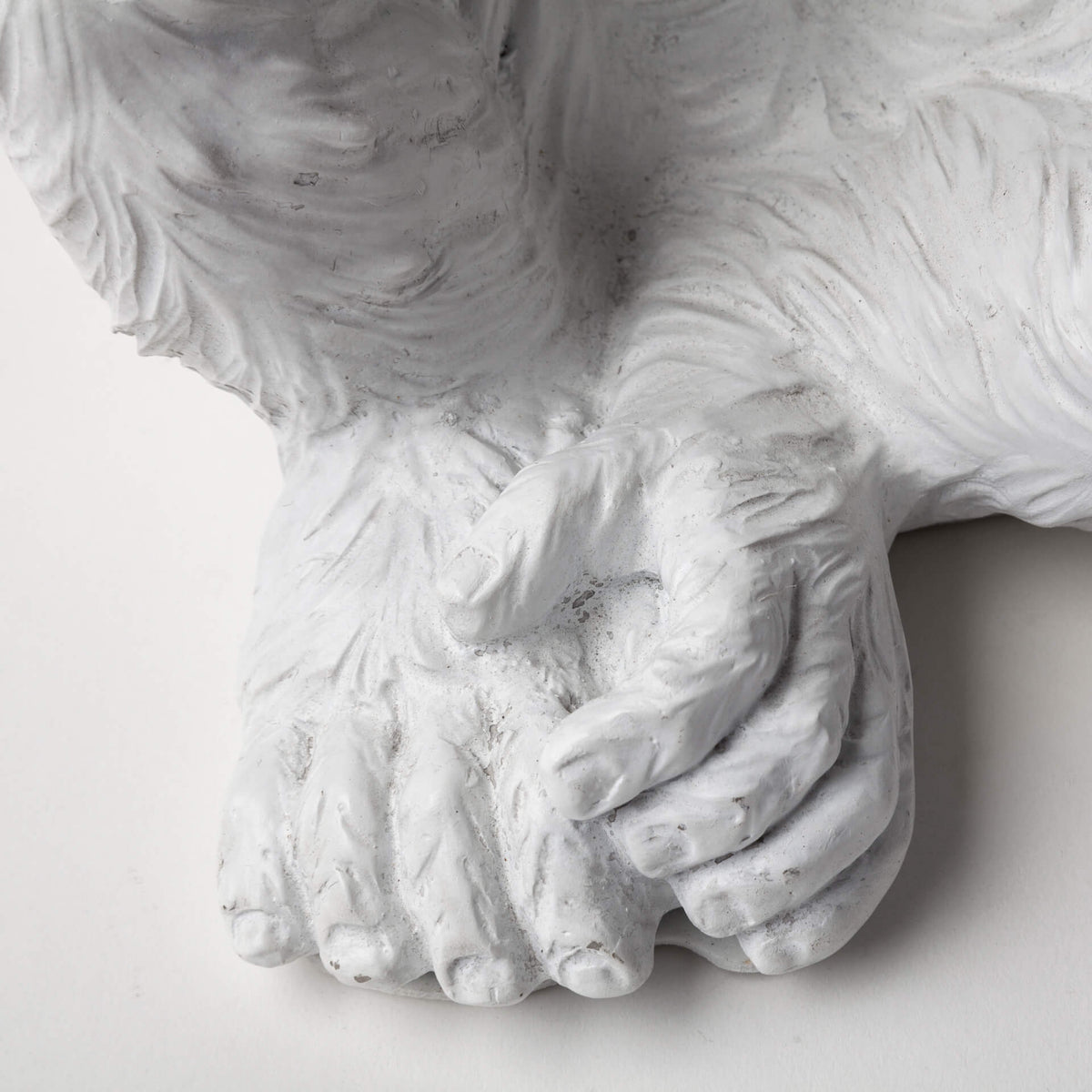 MERCANA SIMIA WHITE RESIN MONKEY TABLE LAMP 65319