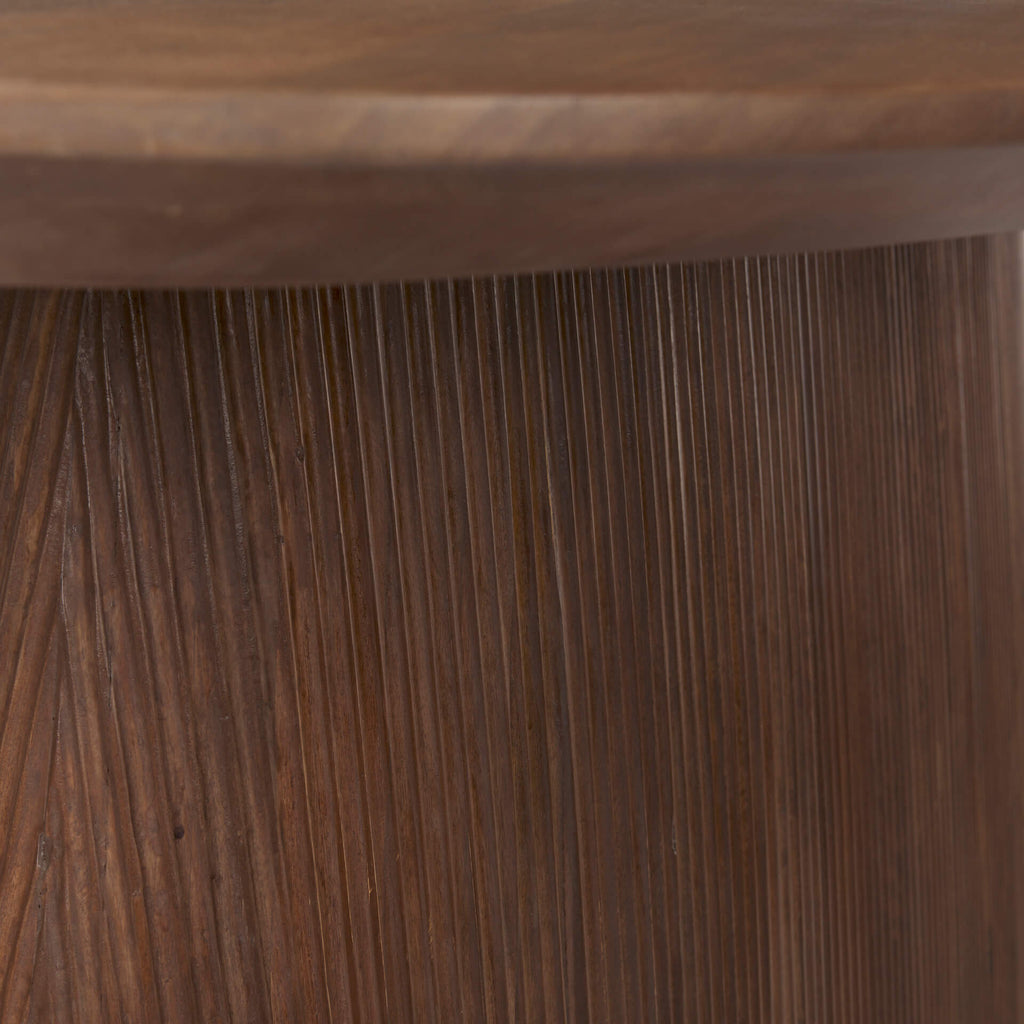 MERCANA LANCE MEDIUM BROWN OVAL DINING TABLE 69961-AB