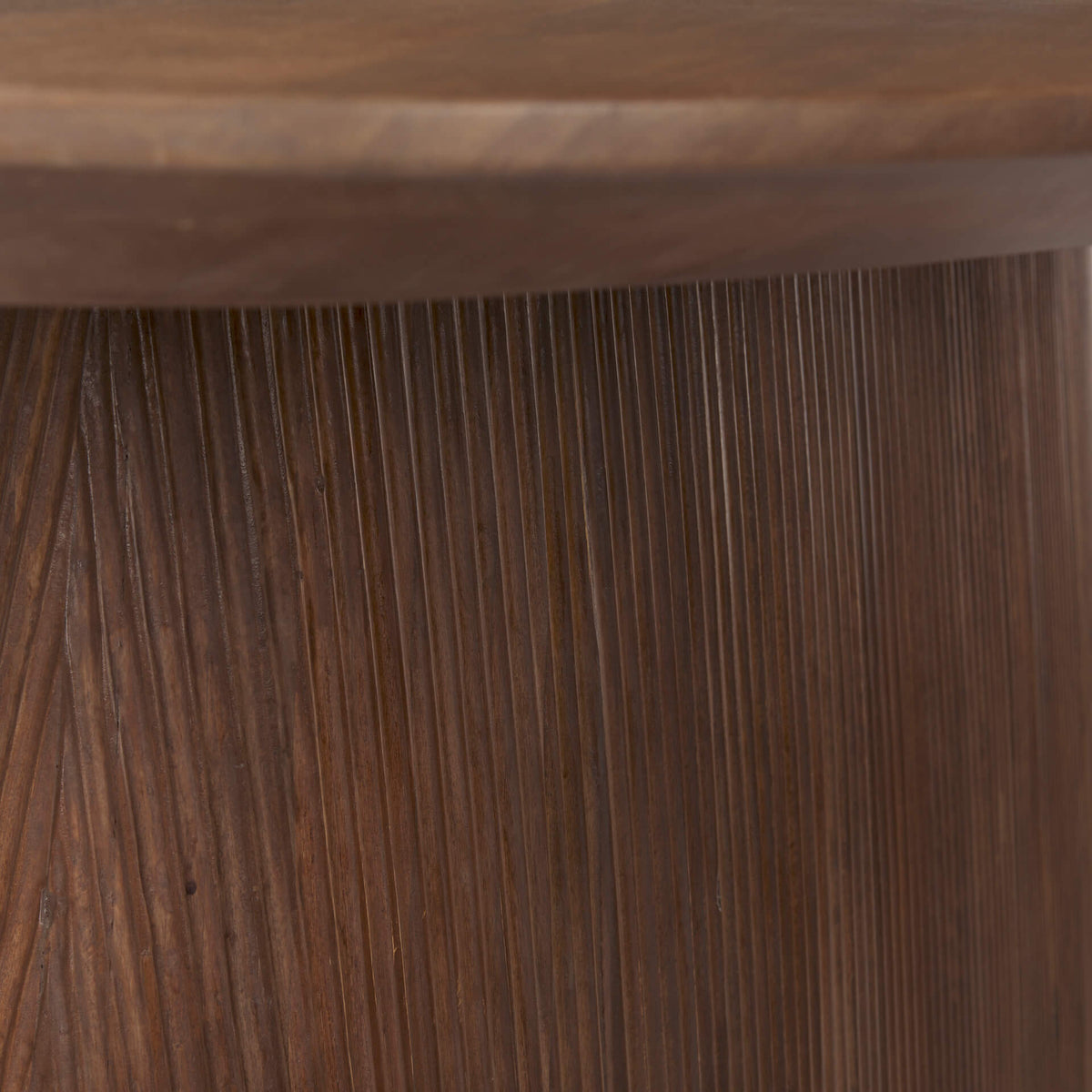 MERCANA LANCE MEDIUM BROWN OVAL DINING TABLE 69961-AB