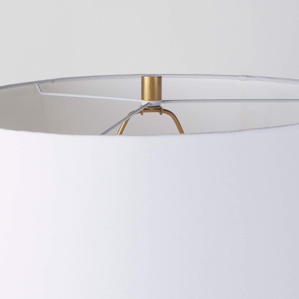 MERCANA LEO GOLD HAMMERED METAL TABLE LAMP 70055