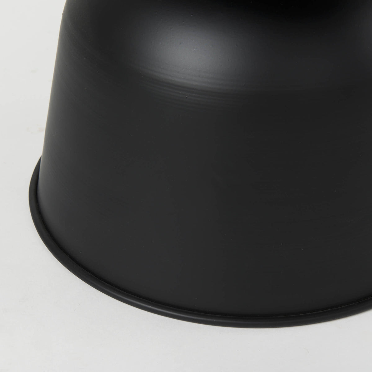 MERCANA TALULLA BLACK ACCENT TABLE  70097