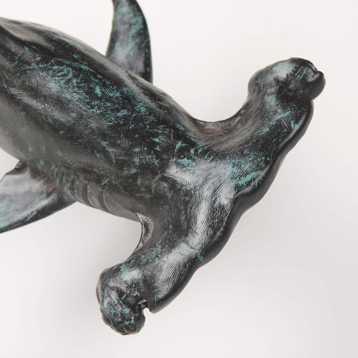 MERCANA ACUS 18H SMALL HAMMERHEAD SHARK WALL DECOR 57420