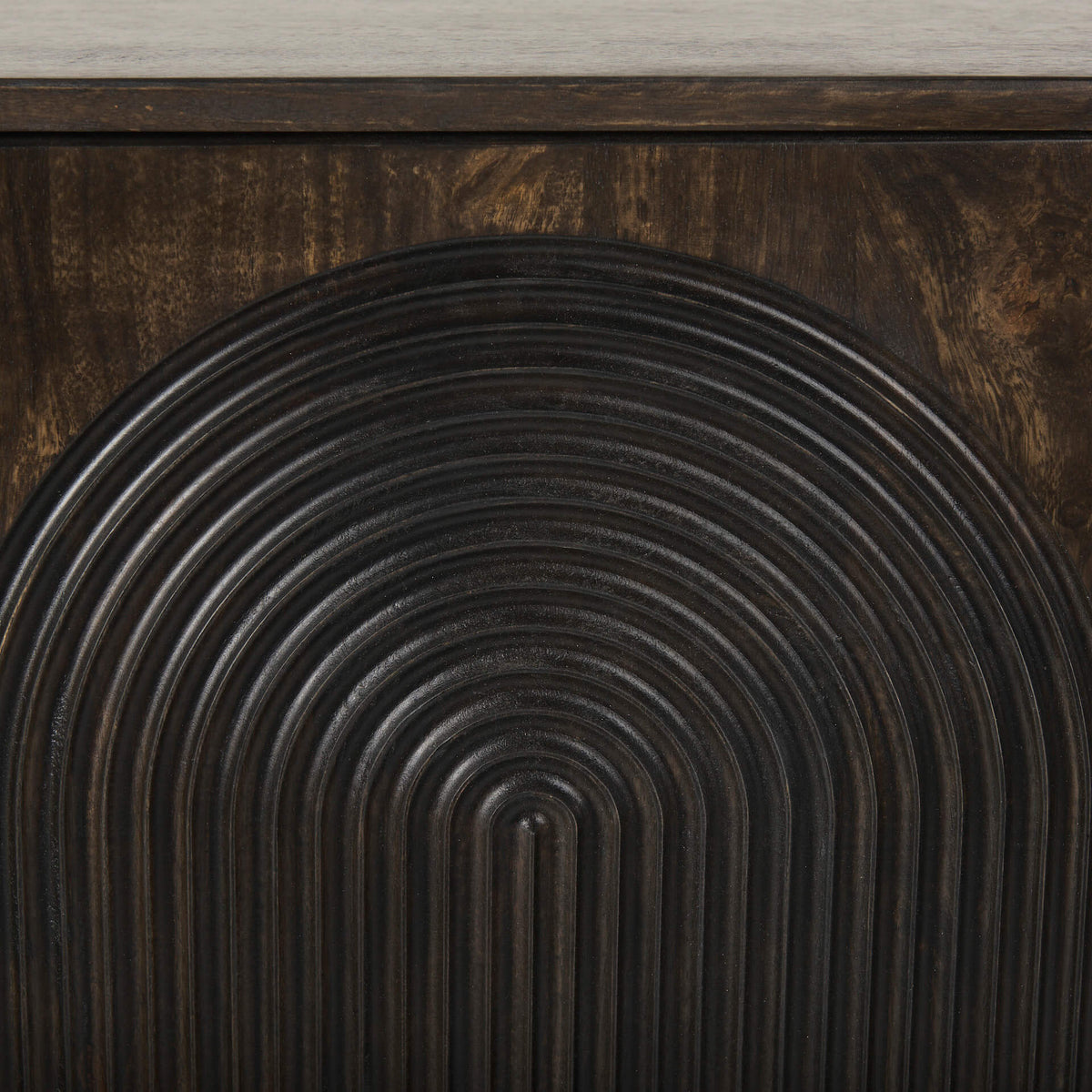 MERCANA TUCKER CARVED ARCH PATTERN SIDEBOARD 69955
