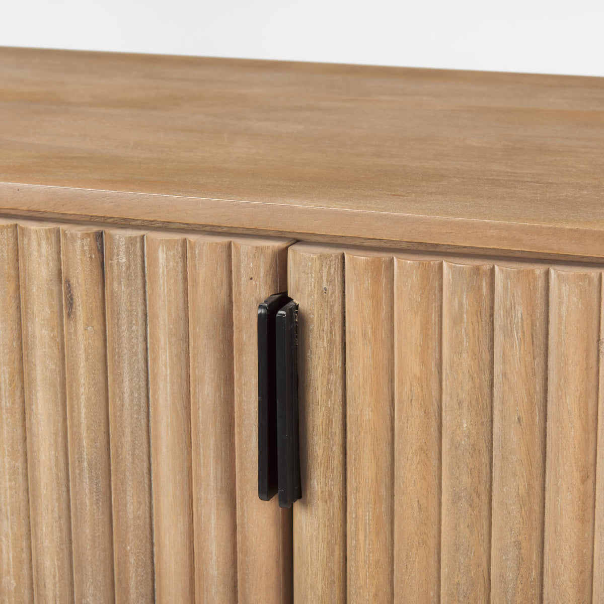MERCANA TERRA LIGHT BROWN FLUTER SIDEBOARD 69884