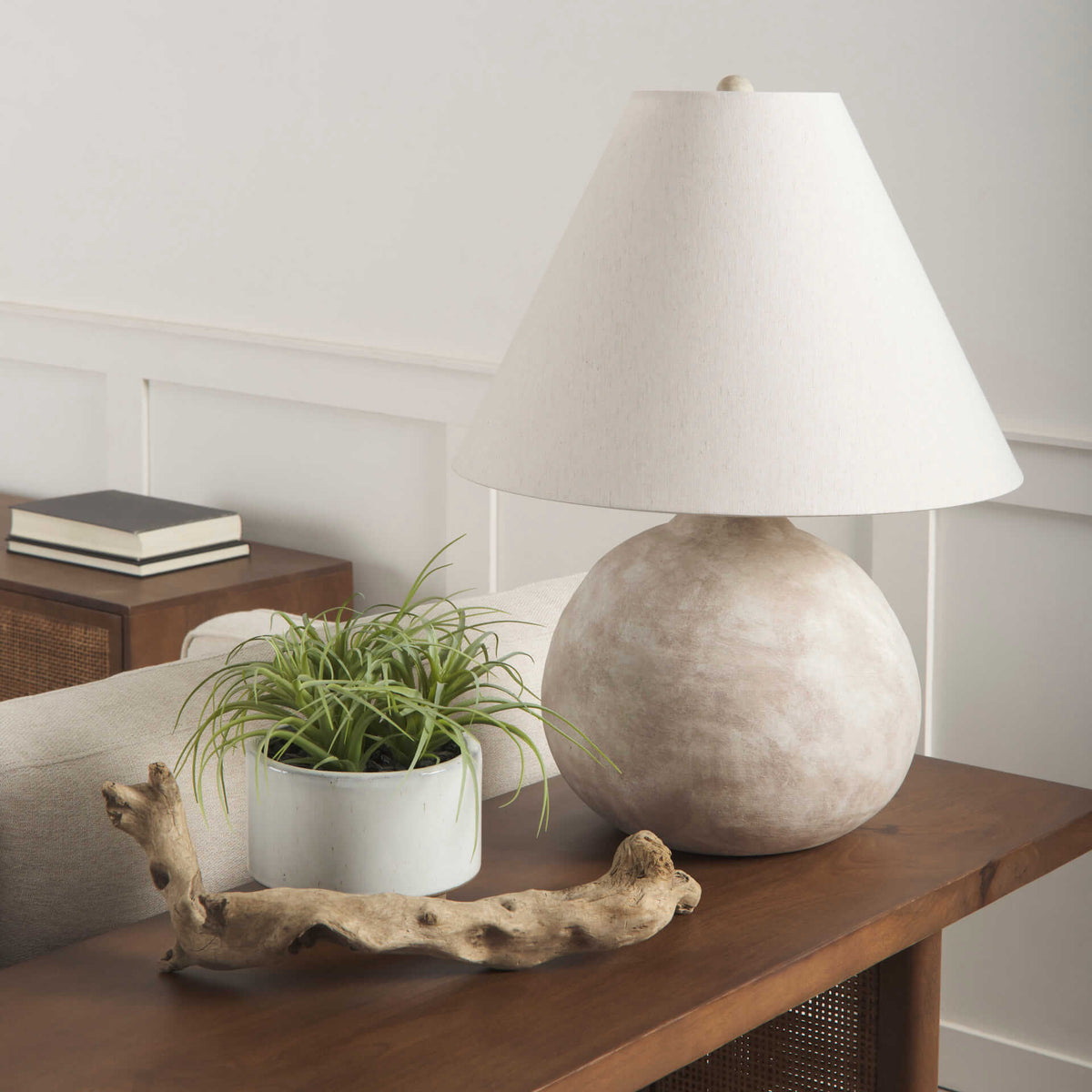MERCANA MEHDI CREAM CERAMIC TABLE LAMP 70168
