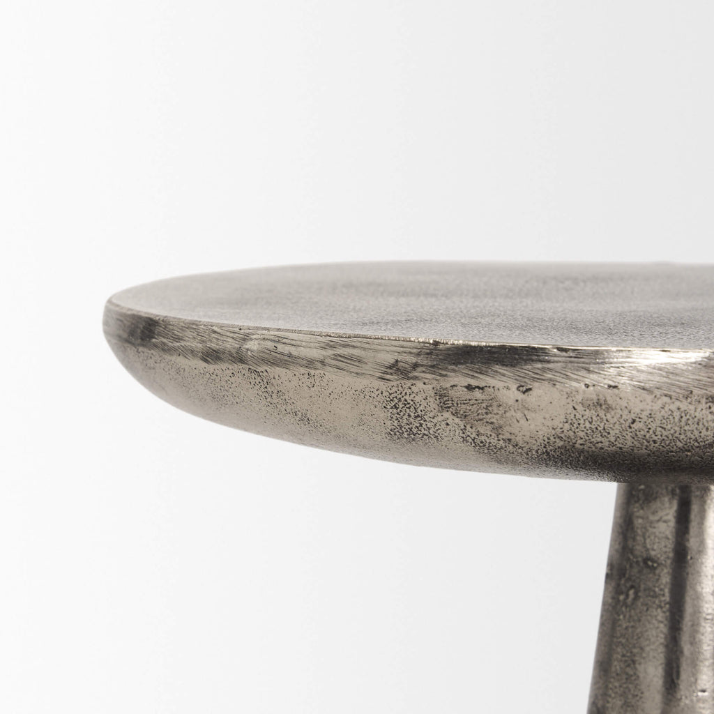 MERCANA BOBBI METAL ACCENT TABLE 70614