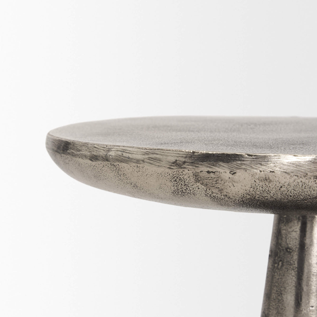 MERCANA BOBBI METAL ACCENT TABLE 70614