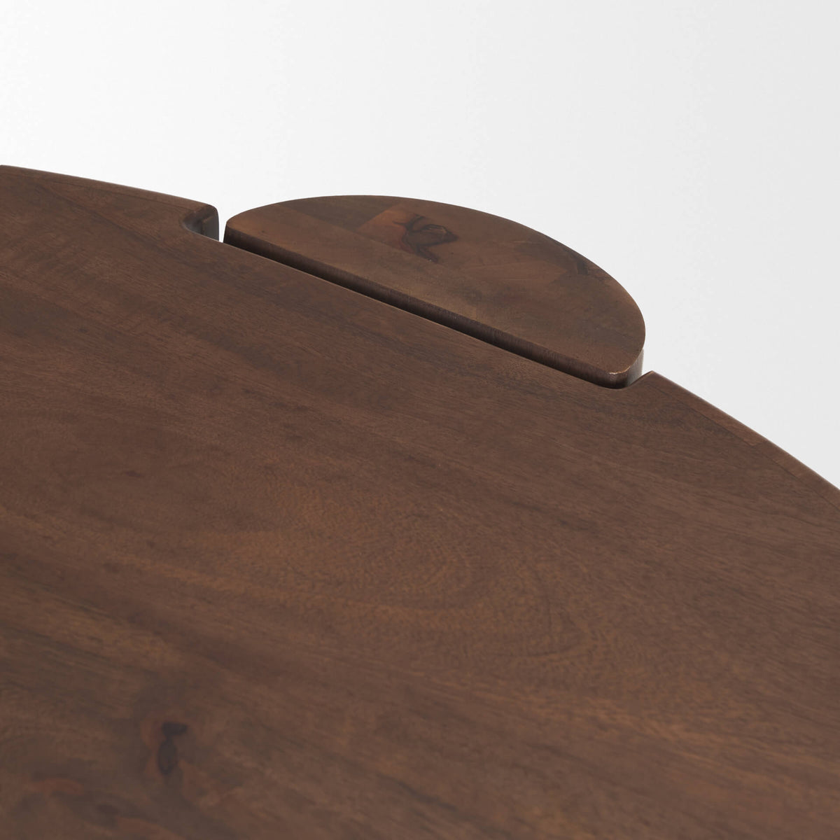 MERCANA  TAMMAR ROUND COFFEE TABLE 70842-AB
