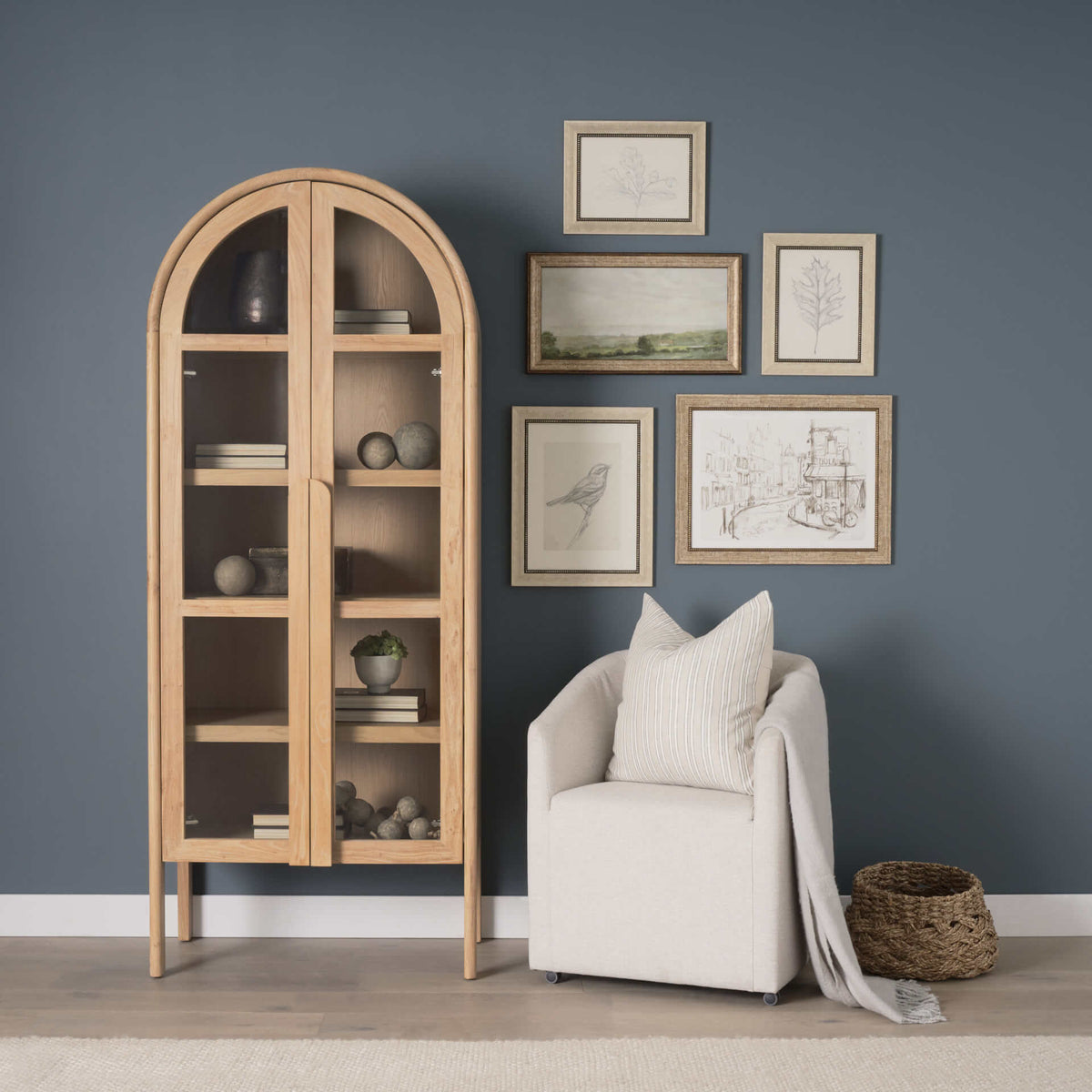 MERCANA CALLUM GLASS DOOR ARCHED CURIO CABINET 70860