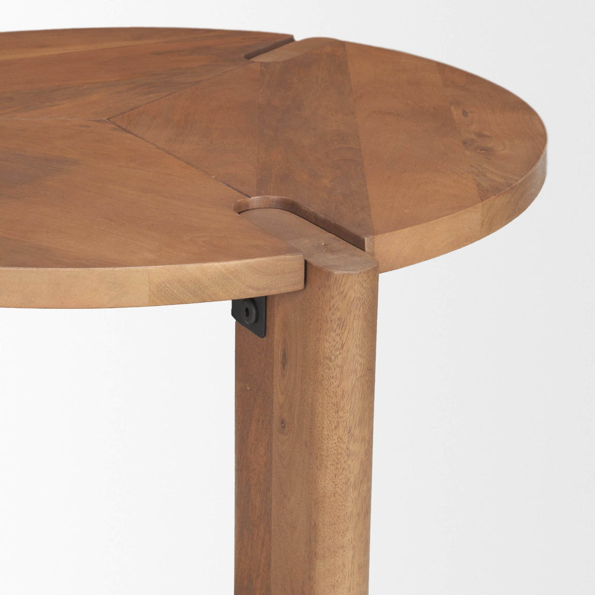MERCANA HISAKO ROUND ACCENT TABLE 71182