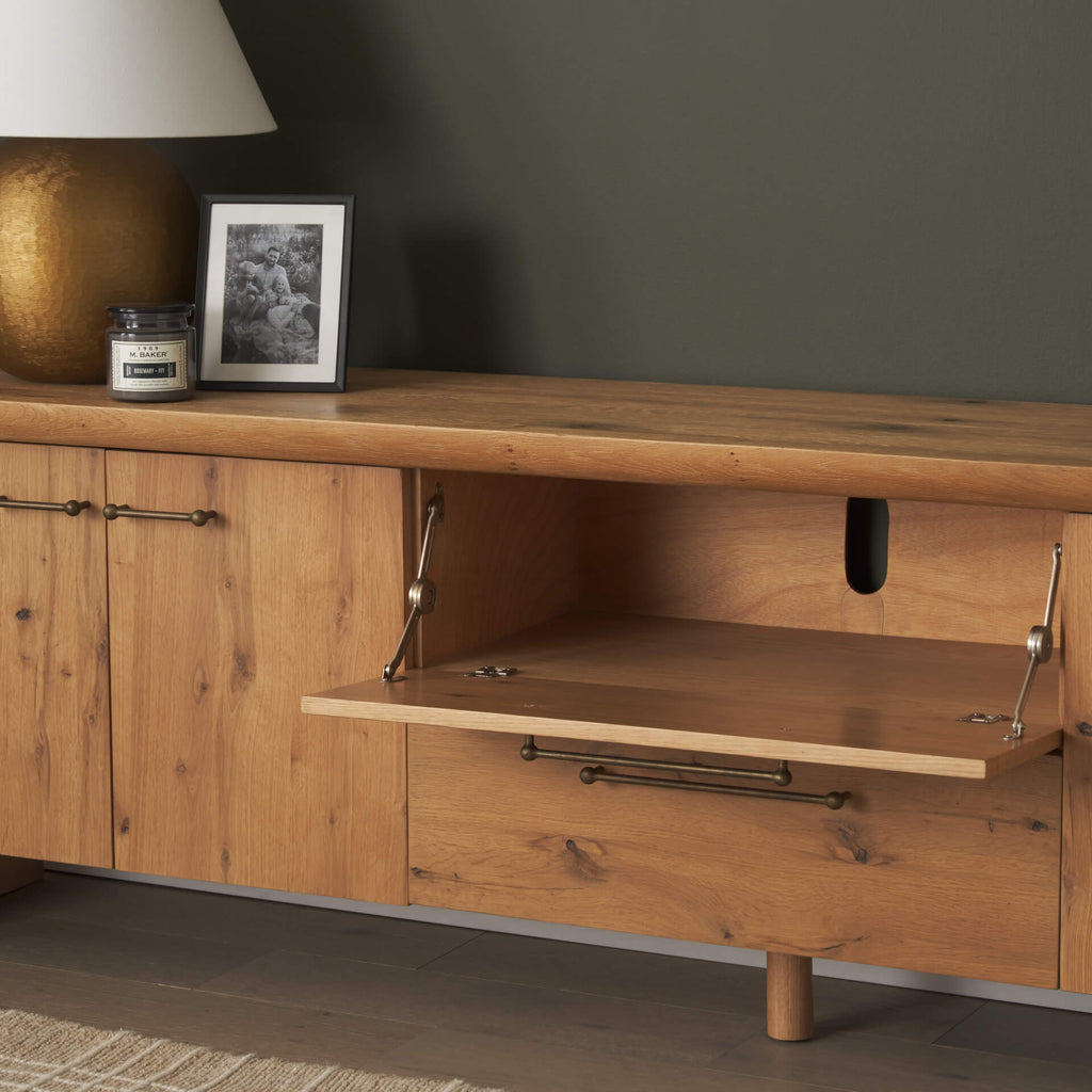 MERCANA BELFORD LIGHT BROWN OAK MEDIA CONSOLE 71230