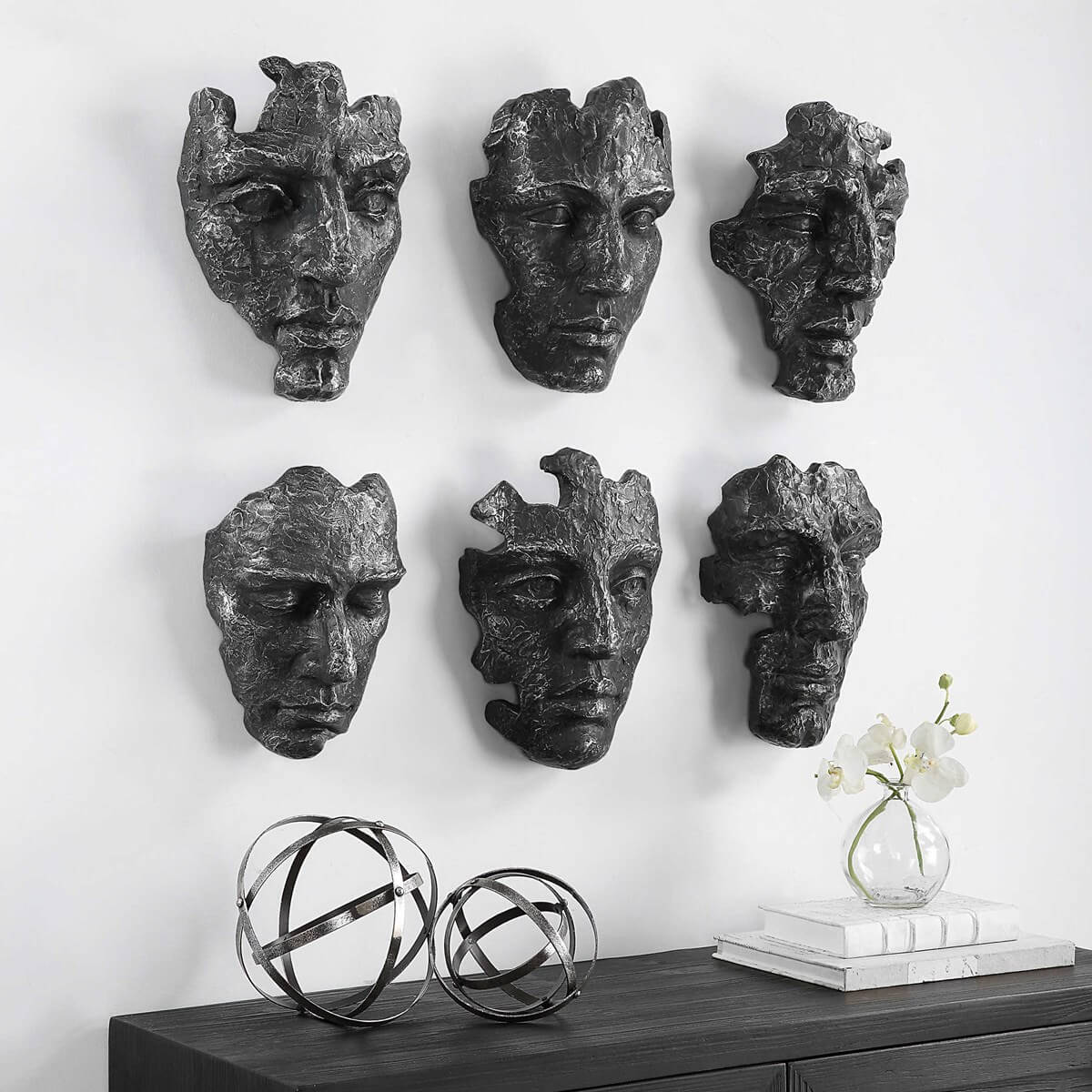 UTTERMOST SELF-PORTRAIT WALL DECOR GRAY  04350