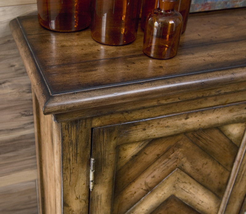 HAMMARY Chevron Cabinet 090665
