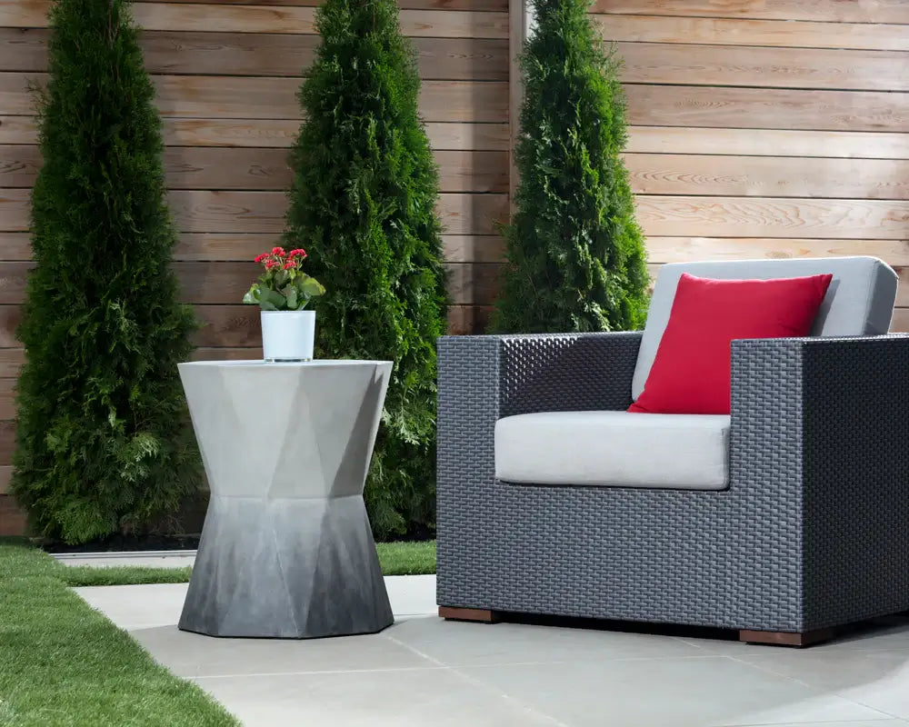 SUNPAN  102170  PRISM END TABLE