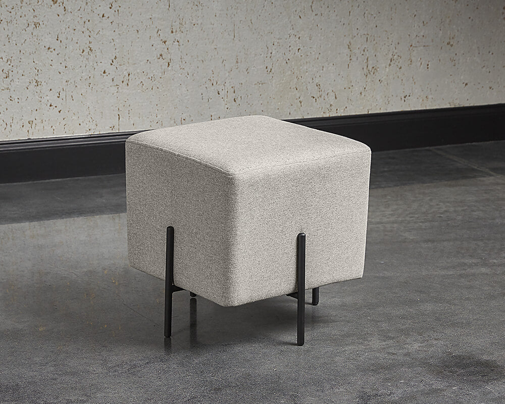 SUNPAN Heston Ottoman Black - Dorset Platinum 104718