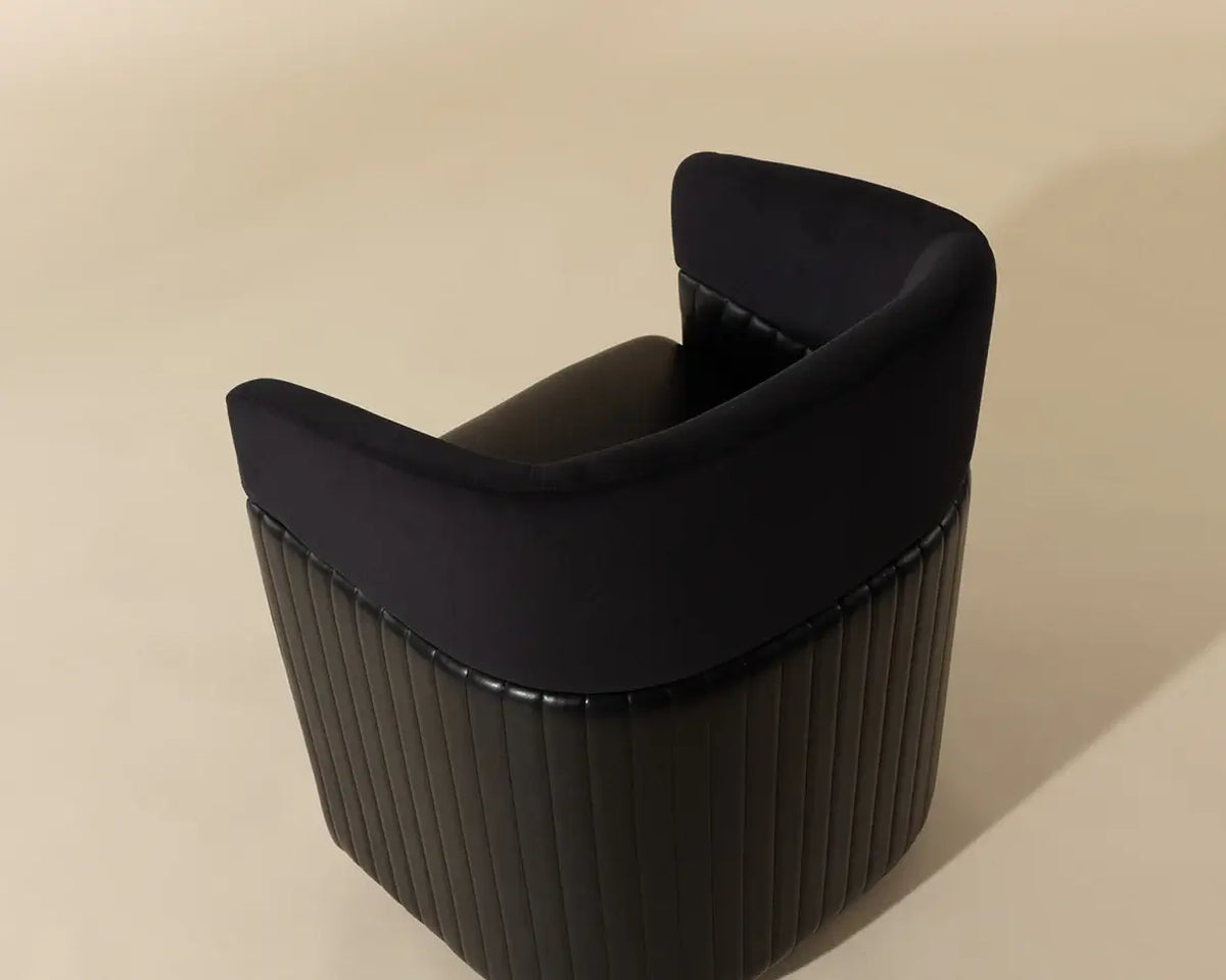 SUNPAN  GENVAL WHEELED LOUNGE CHAIR - ABBINGTON BLACK 105246