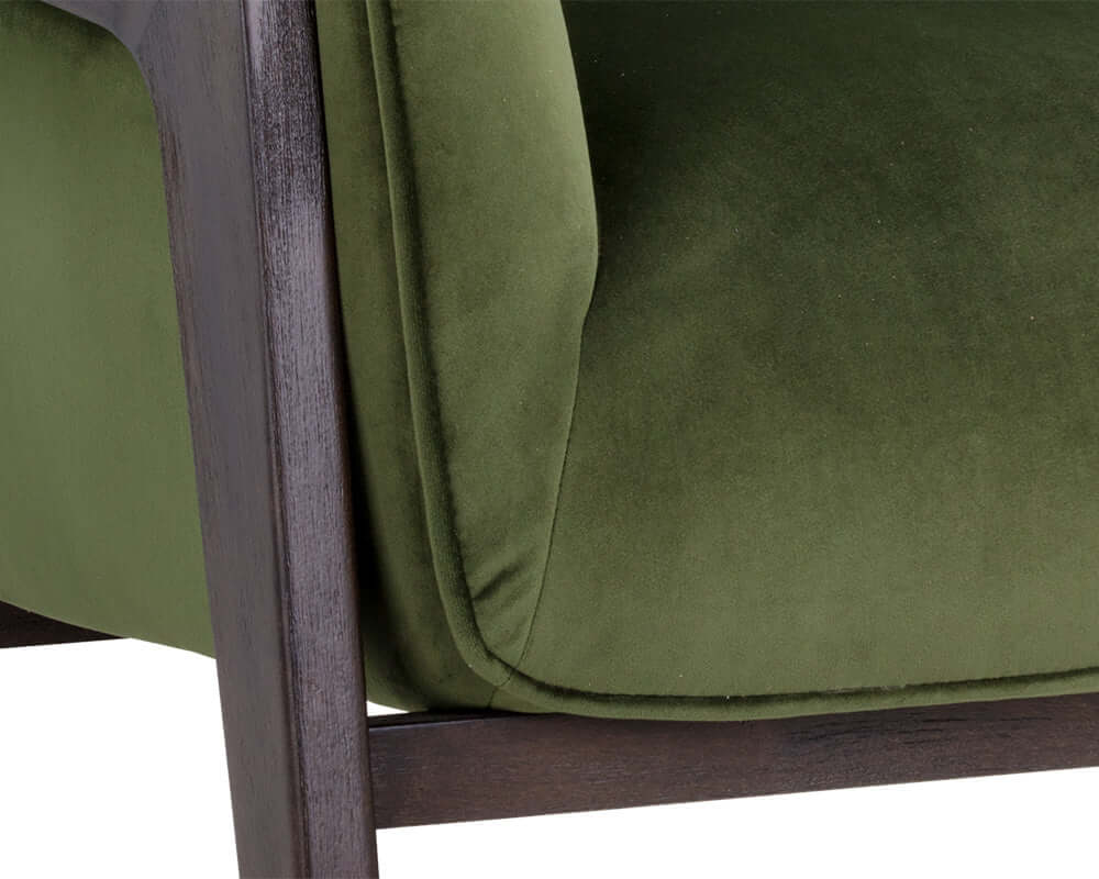 Sunpan Maximus Lounge Chair Moss Green 105409