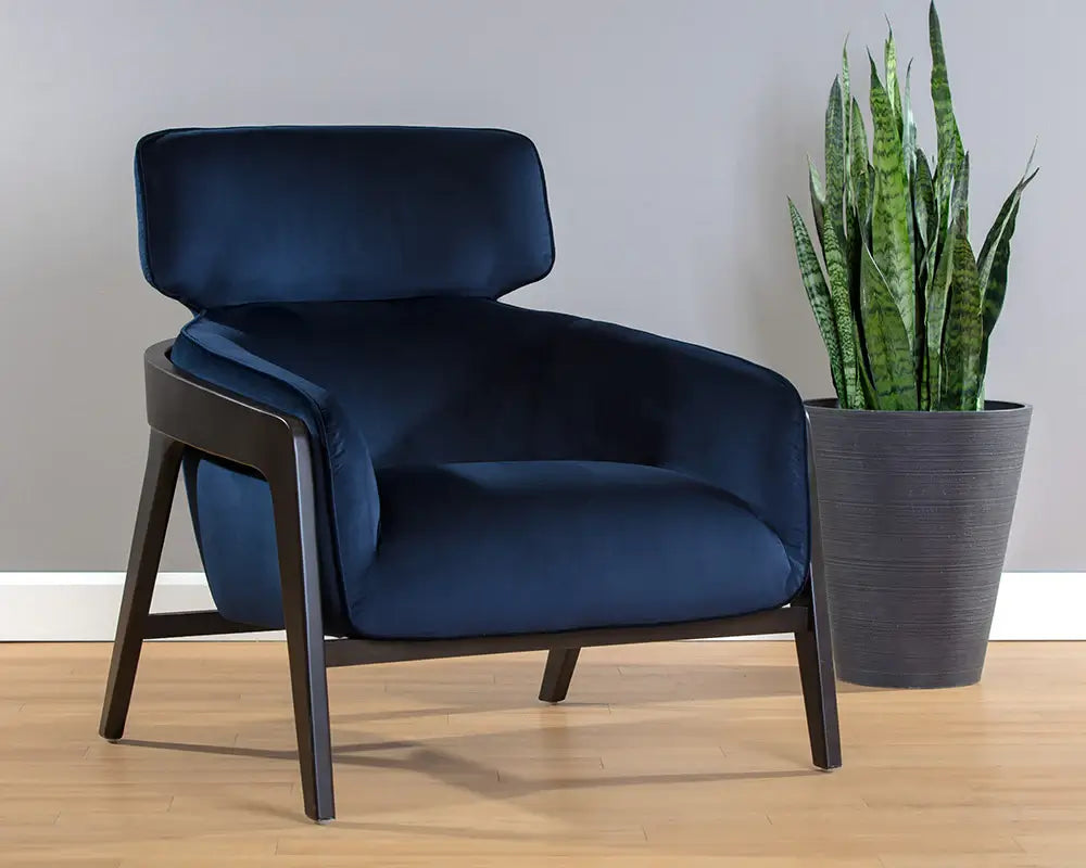 Sunpan Maximus Lounge Chair Blue 105926