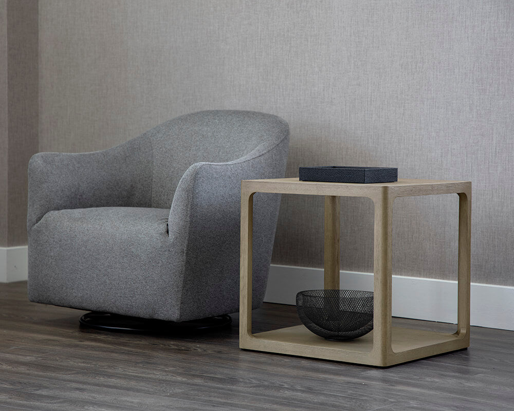 SUNPAN Doncaster Side Table 107738