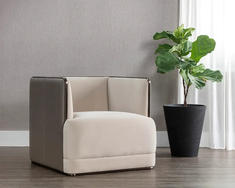 Sunpan Sierra Armchair Taupe 108049