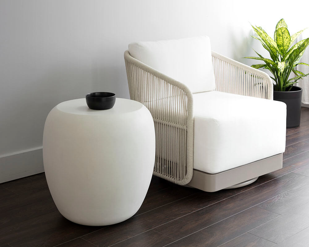SUNAPN Iolite End Table - White 108486