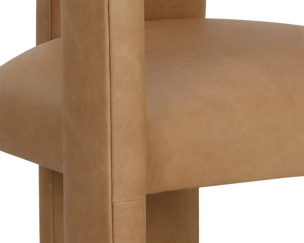 SUNPAN COBOURG LOUNGE CHAIR - LUDLOW SESAME LEATHER 111587