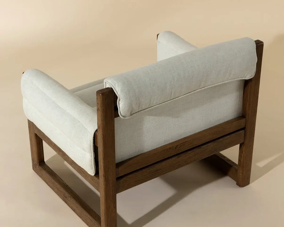 SUNPAN FERGUSON LOUNGE CHAIR - GERALT LINEN 112106