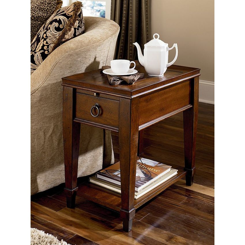 HAMMARY CHAIRSIDE TABLE 197916D
