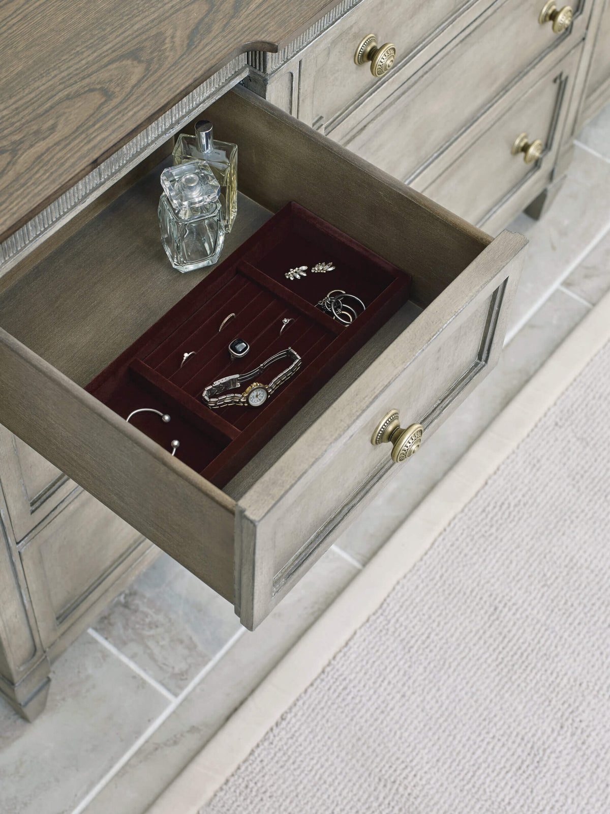 AMERICAN DREW SAVONA STOCKHOLM DRAWER DRESSER 654-130