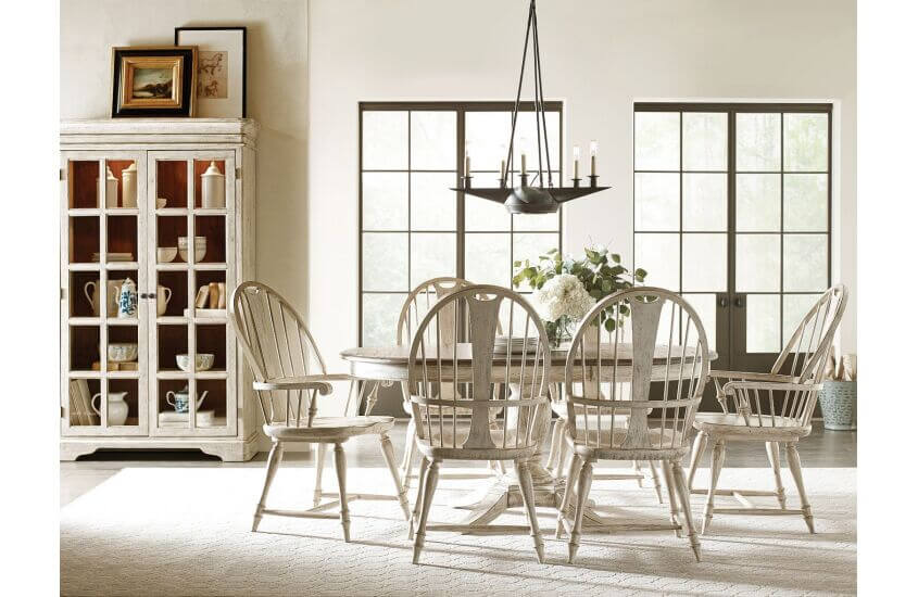 KINCAID WEATHERFORD CORNSILK CLIFTON CHINA CABINET 75-080