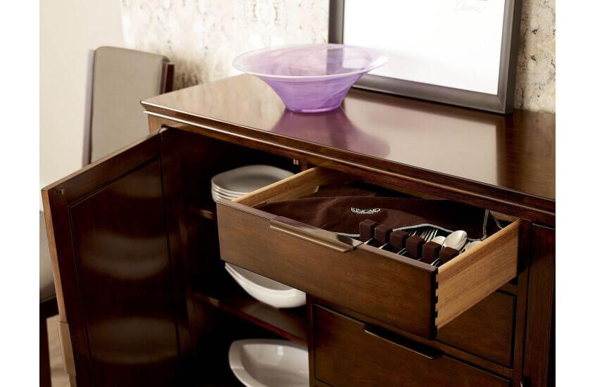 KINCAID ELISE MARIS BUFFET 77-091