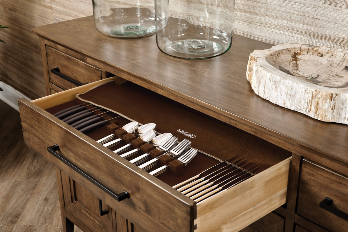 KINCAID ABODE LARSON FOUR DOOR BUFFET 269-857