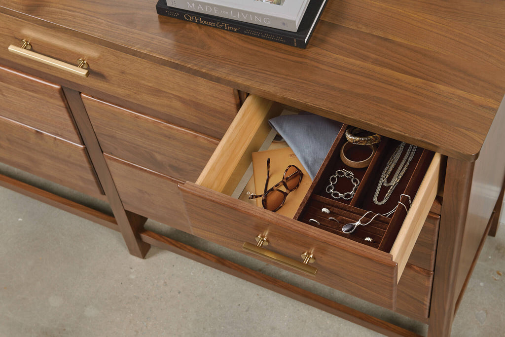 KINCAID MONOGRAM WALNUT WONDERLAND SEVEN DRAWER DRESSER 315-130