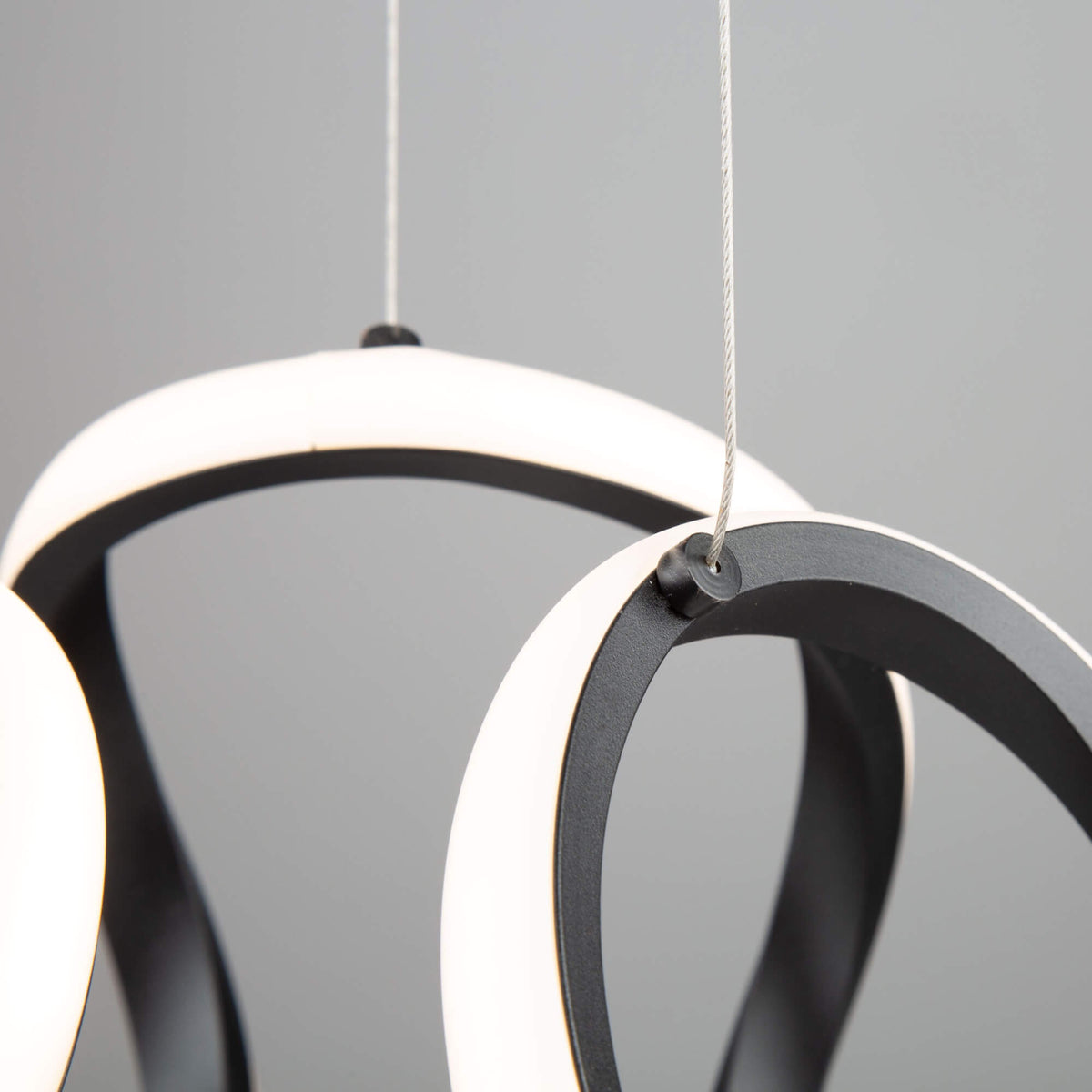 ARTCRAFT MIRA 17.75in LED PENDANT AC7638BK