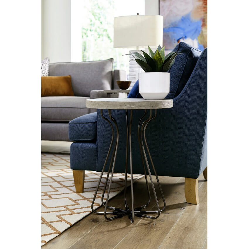 HAMMARY BRIELLE ROUND ACCENT TABLE 015-921