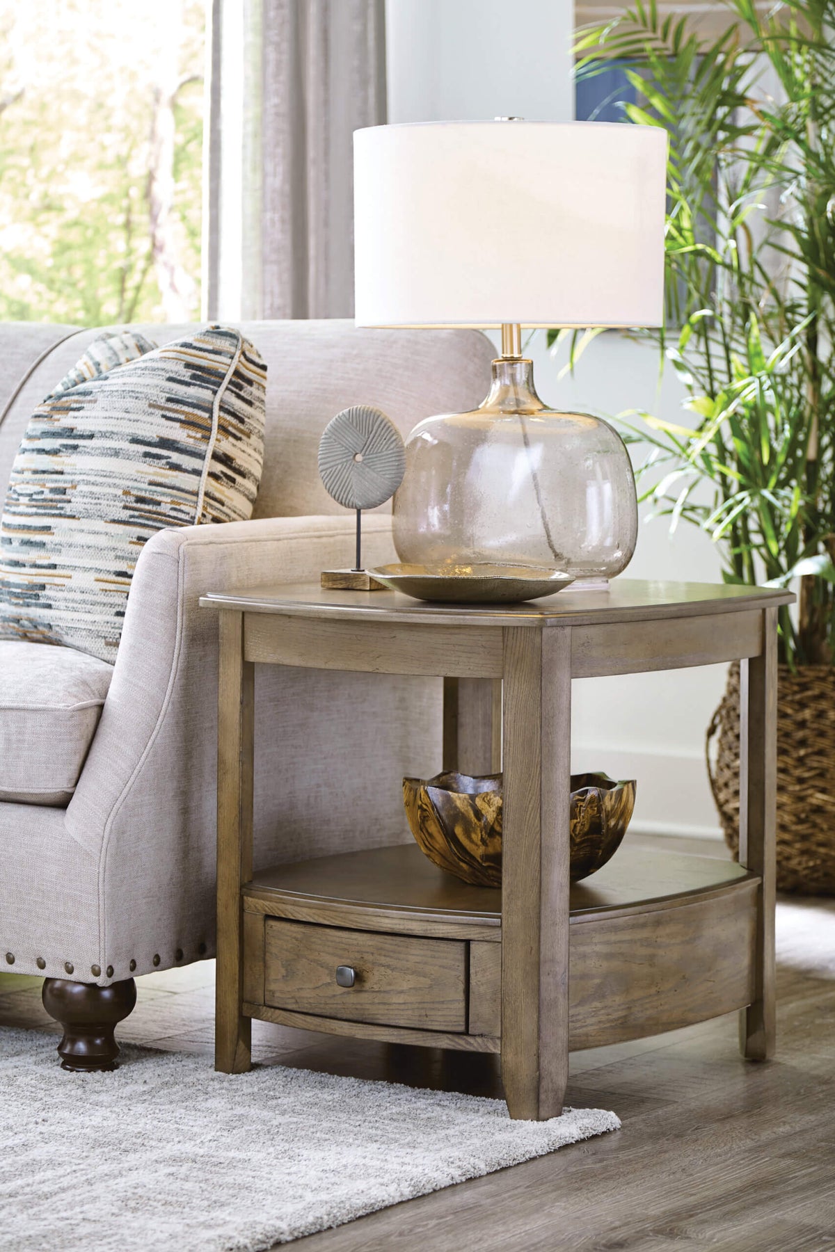 HAMMARY PRIMO III END TABLE 066-915