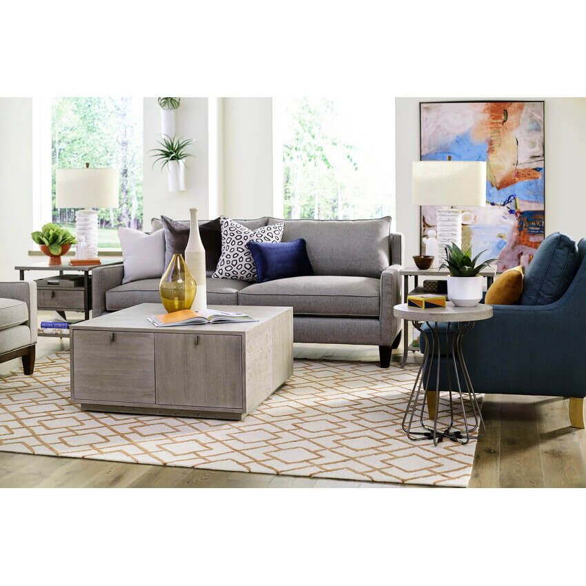 HAMMARY BRIELLE ROUND ACCENT TABLE 015-921