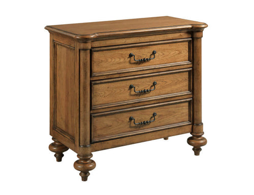 AMERICAN DREW BERKSHIRE EDMISTEN BACHELORS CHEST 011-422