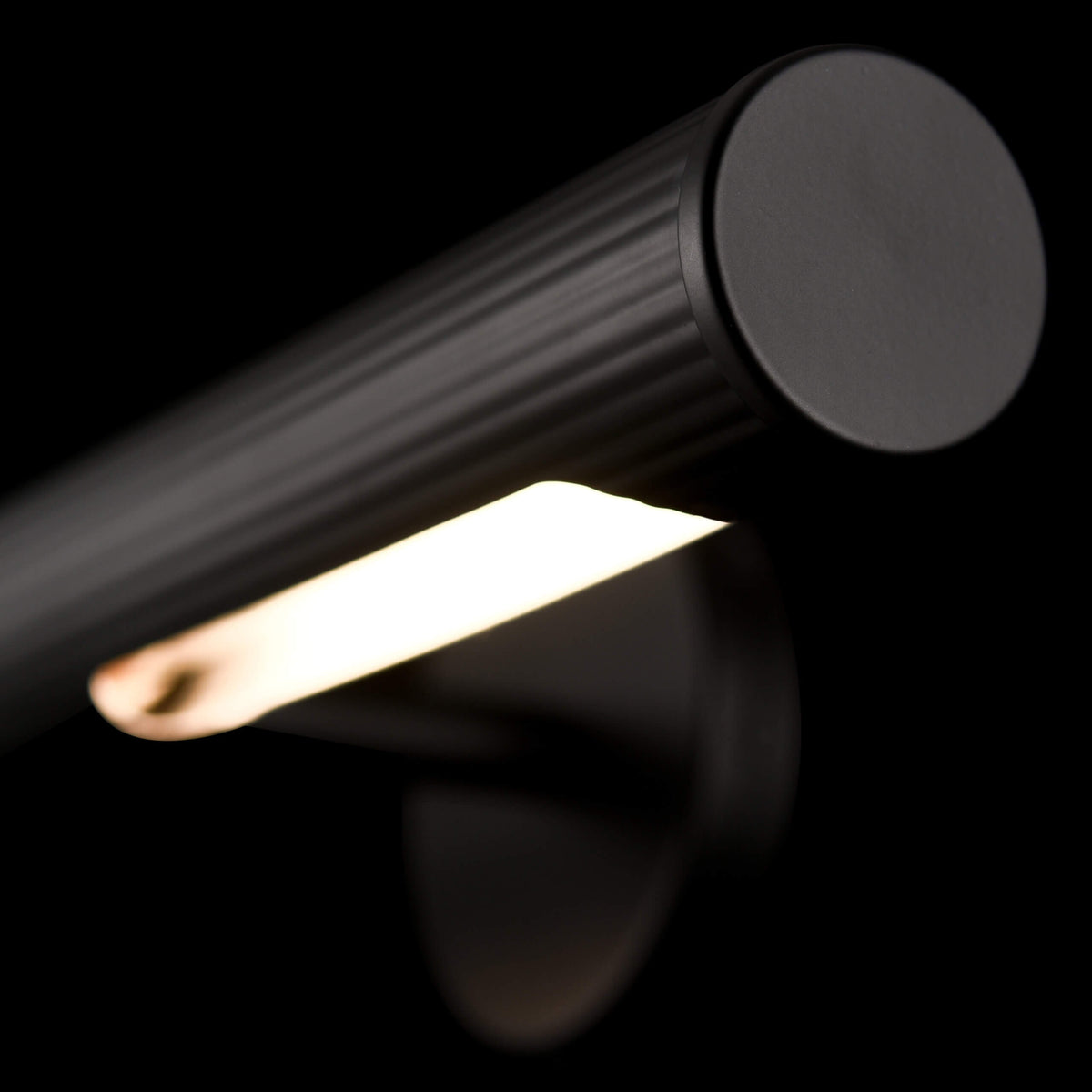 DVI LIGHTING BOUVIER 22.25" PICTURE LIGHT EBONY DVP36916EB