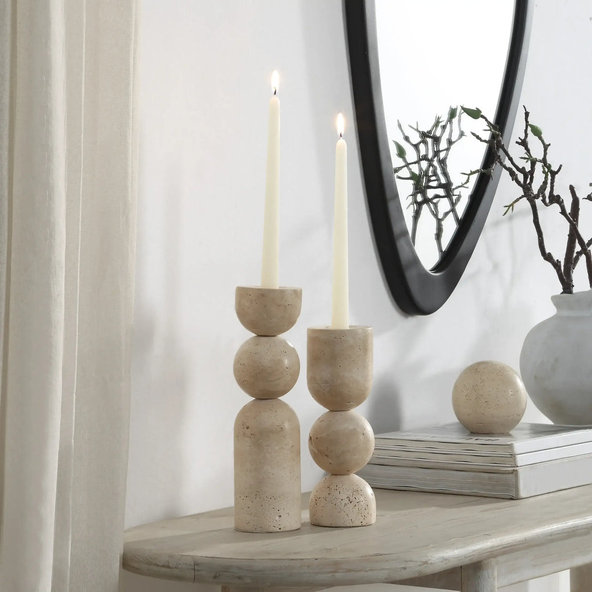 RENWIL AMARENA CANDLE HOLDERS CAN190