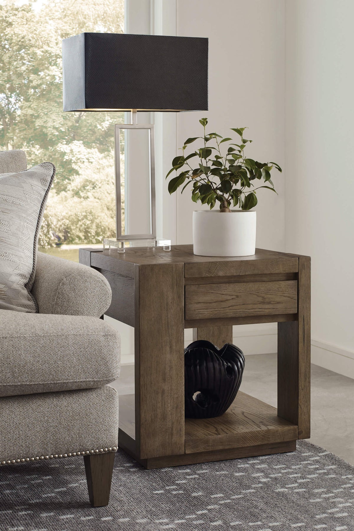 HAMMARY COLSON END TABLE 205-915