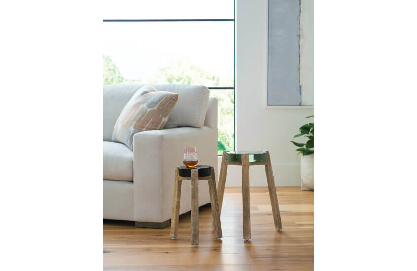 HAMMARY DARK CAST GLASS ACCENT TABLE 090-1202